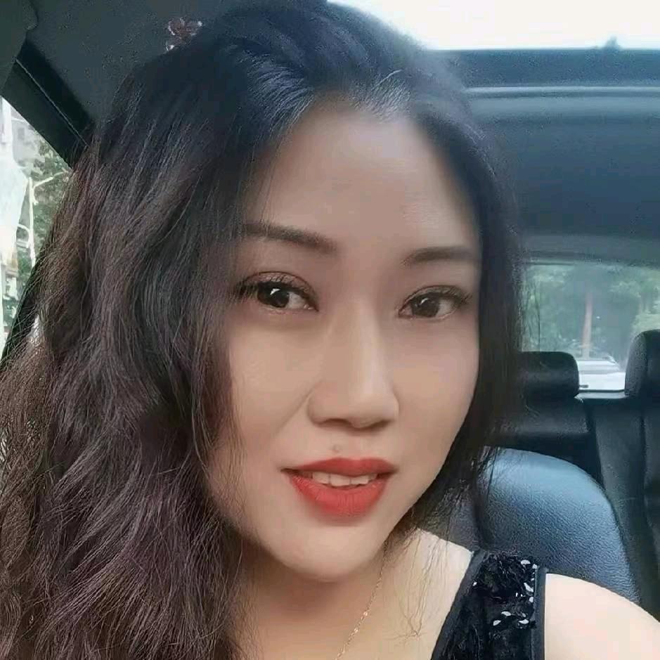 丫丫🇨🇳🇺🇸