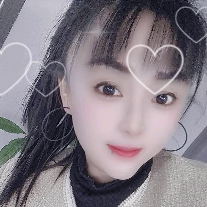 依依