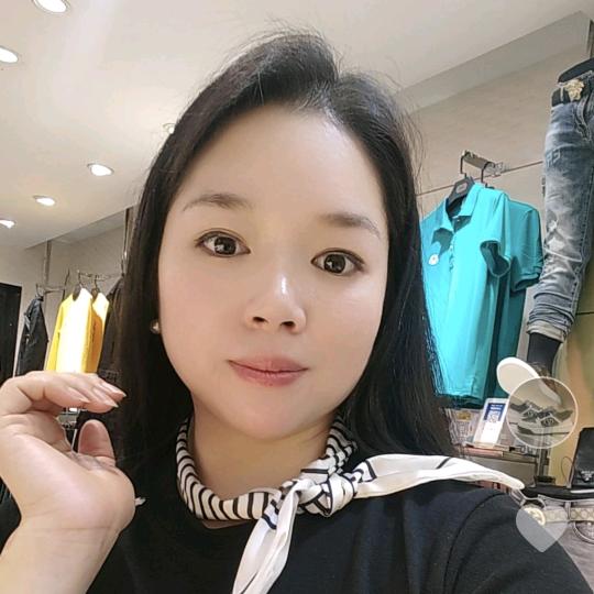 临海珍珍万宝隆男装