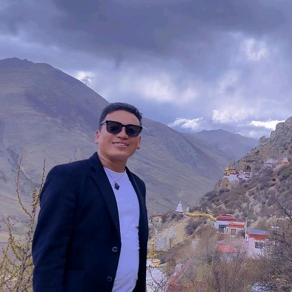 东郊普琼达厨具批发零售店