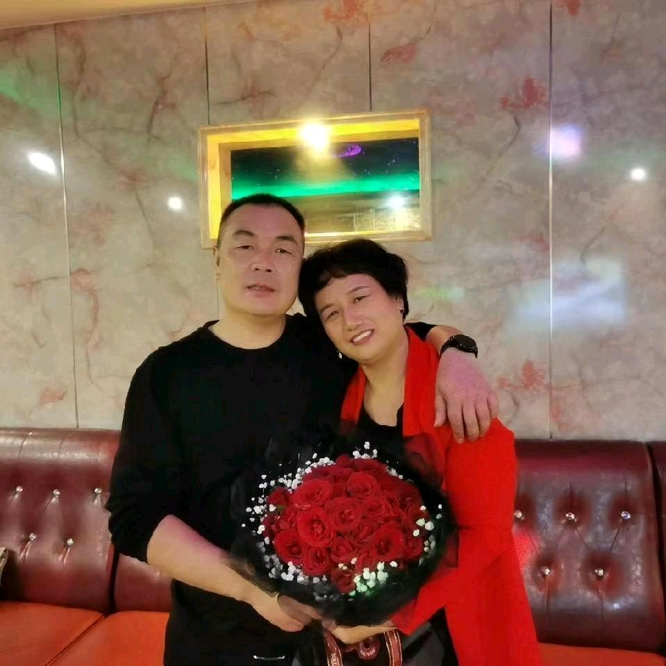 李艳梅