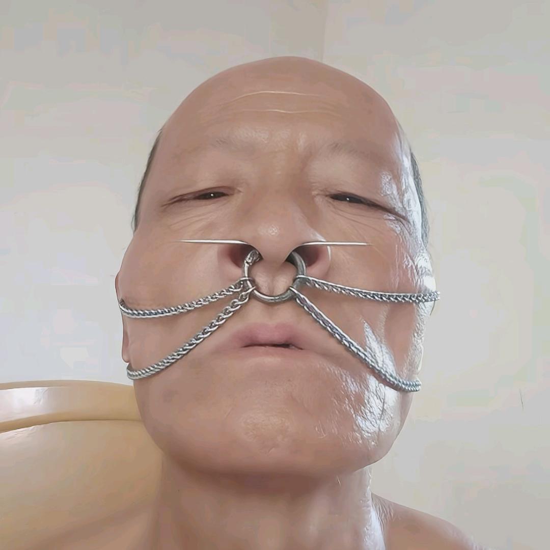生锈的拱桥