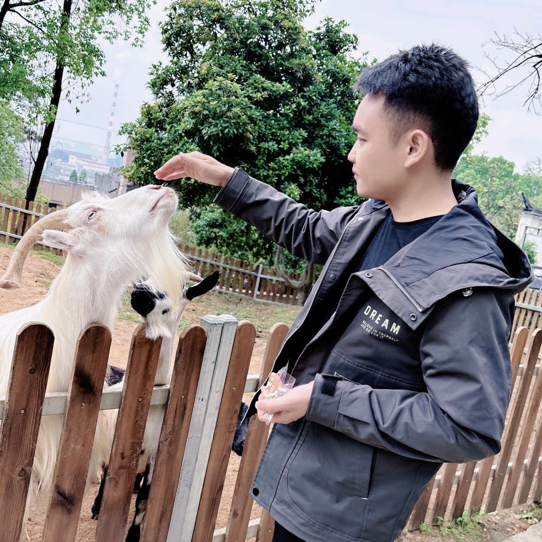 ▞▙▛▖▜▖▝▗▛▖𓆡𓆝𓆟