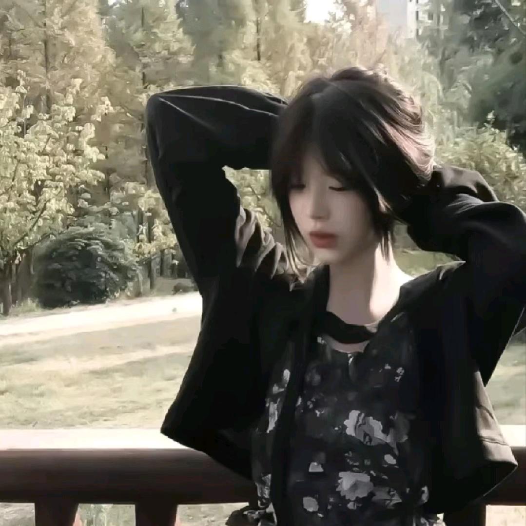 苒玥.