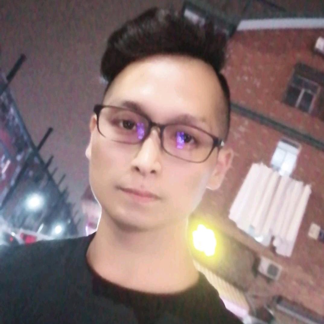 赞宸