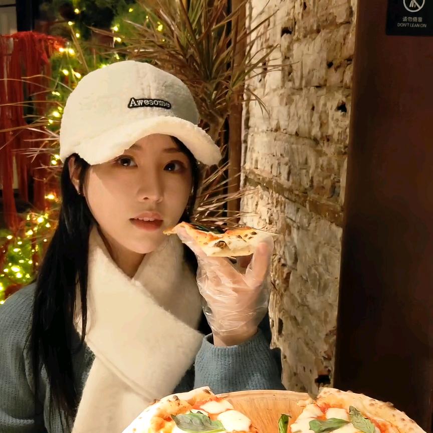 若若是个机器人