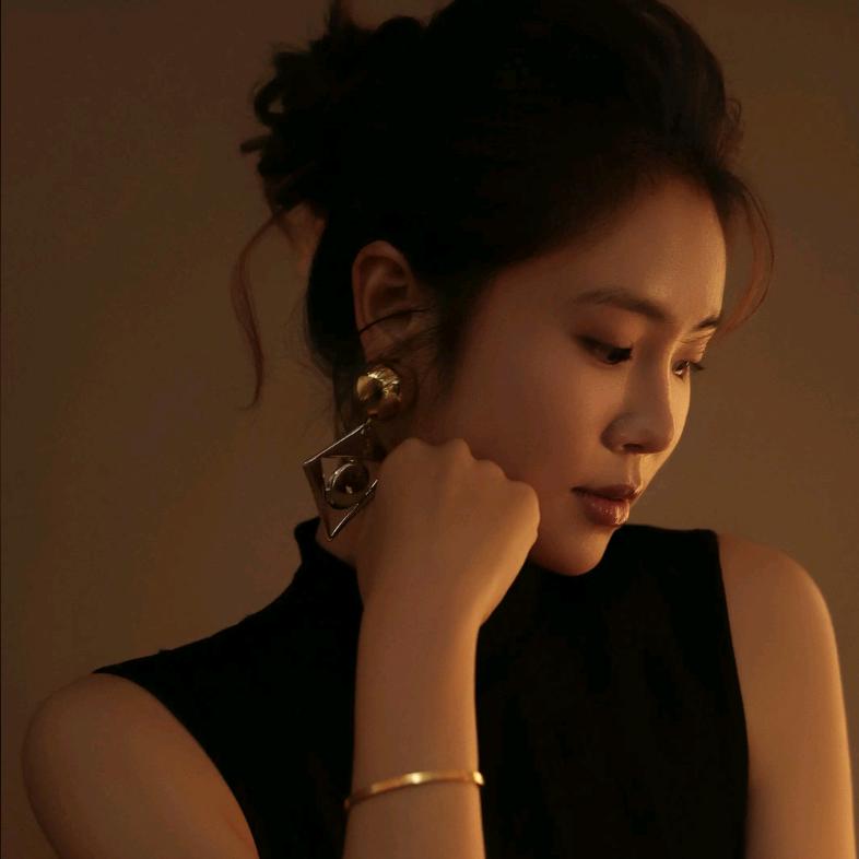 萌姐定制女装-精致穿搭