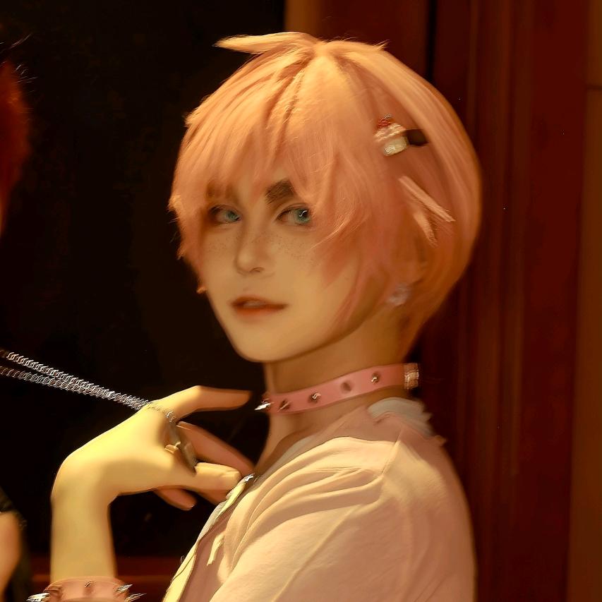 清辞夏在干什么？