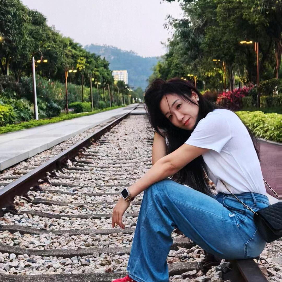 @🌈u᳐点小倔强᳐੭