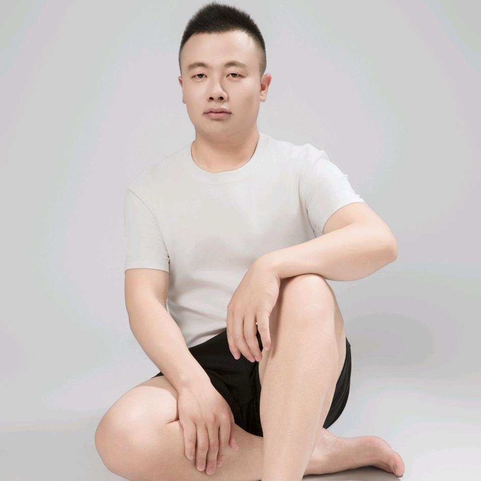 在曲靖做鸭子的瑜伽老师