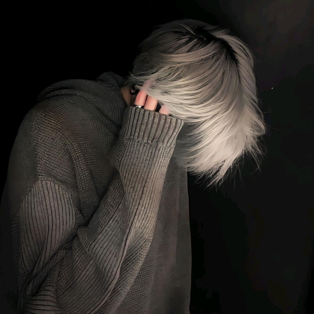 ╰☆╮