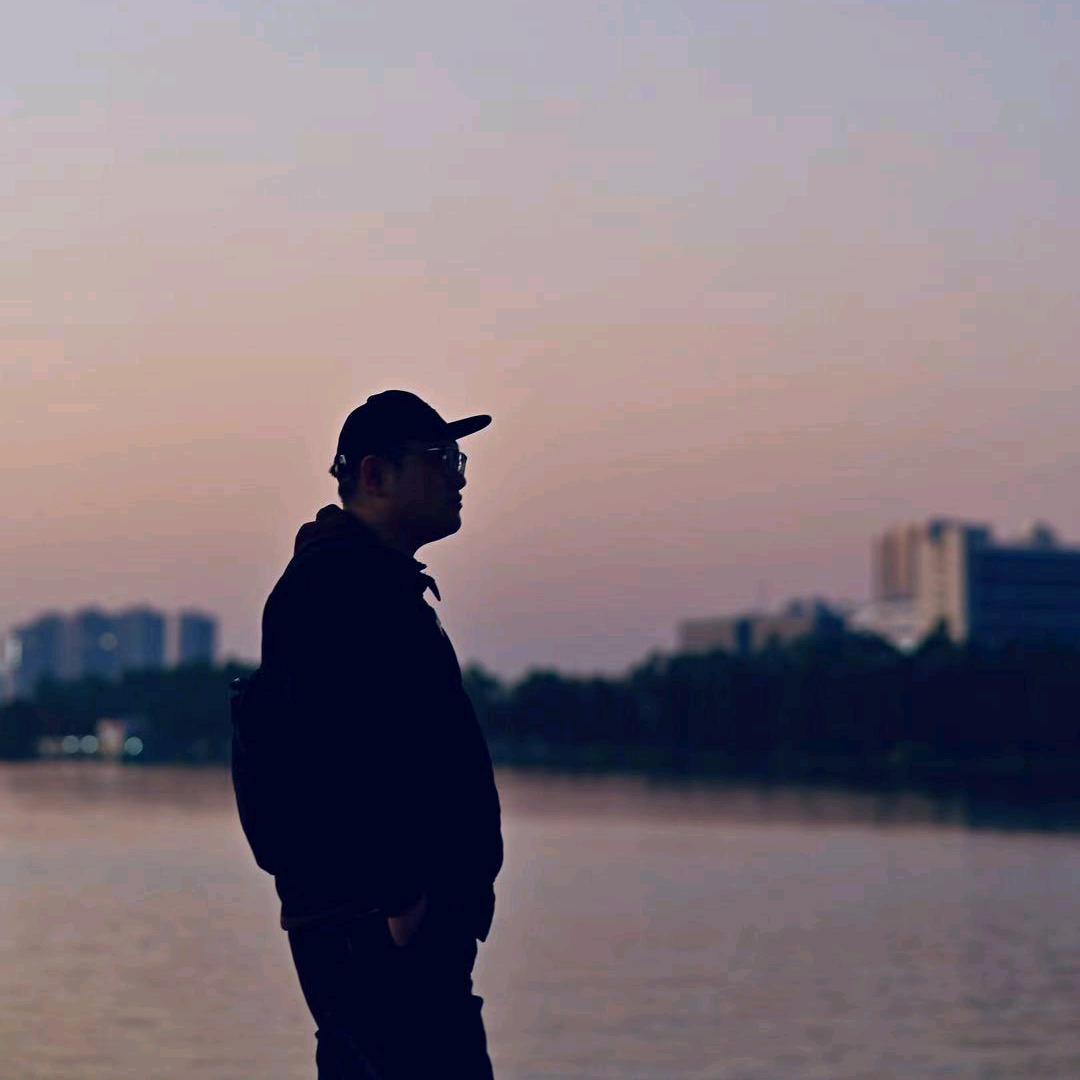 做梦都想减肥的小梁