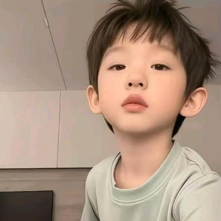 休梓 𝓫𝓮𝓷𝓪𝓻