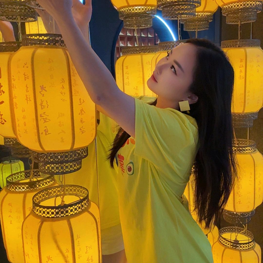 梅子逛衢州