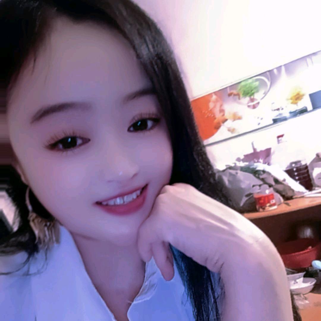 㣻罖