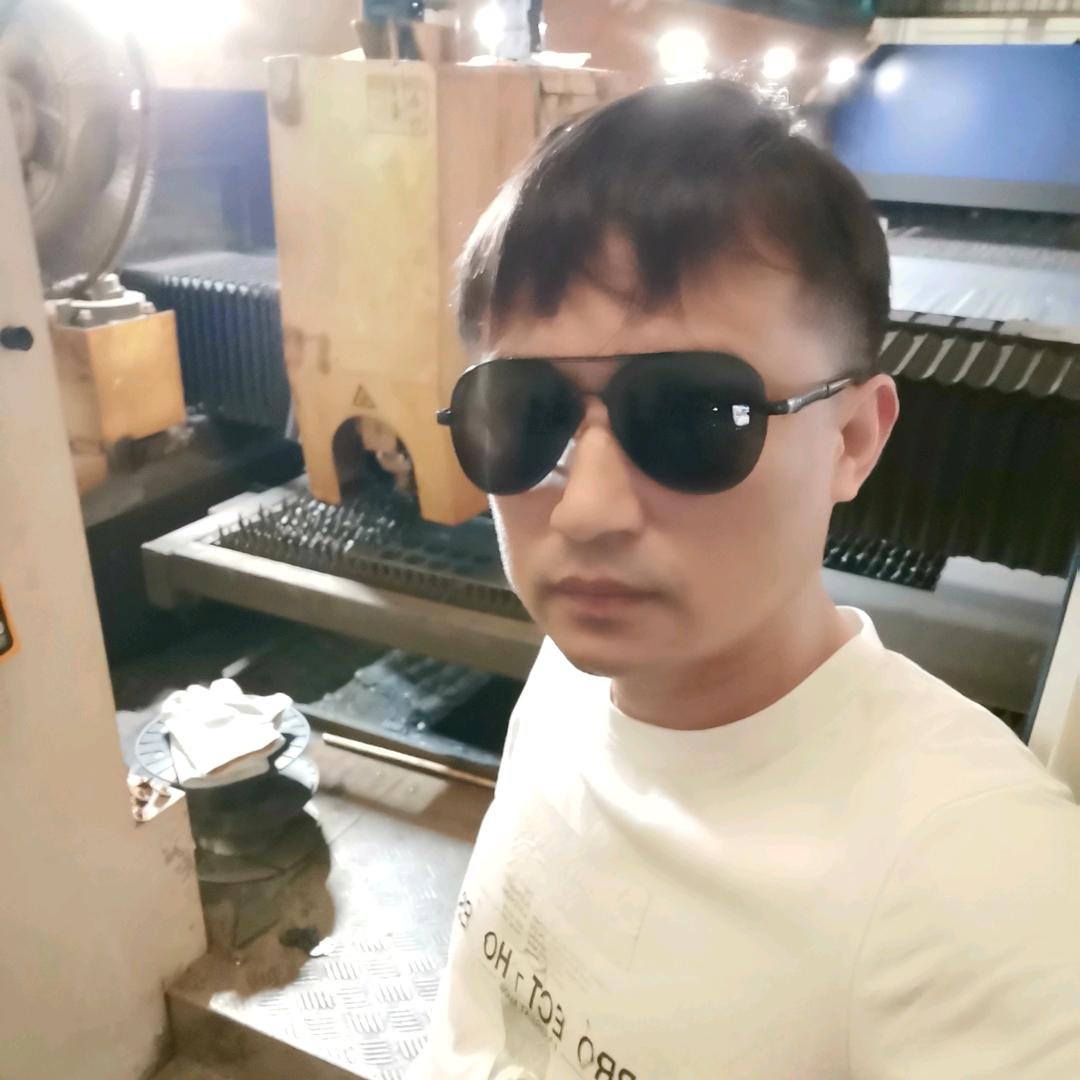 黄国平