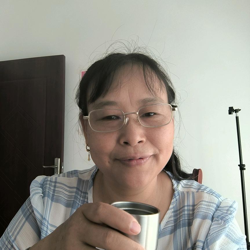 抖音妹晚7.40直播