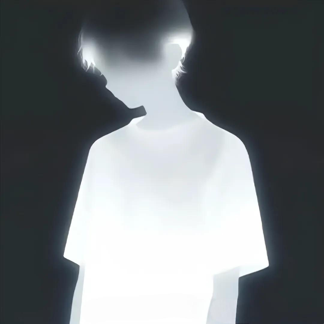 ᰔᩚ.卖核弹的小男孩ꦿ