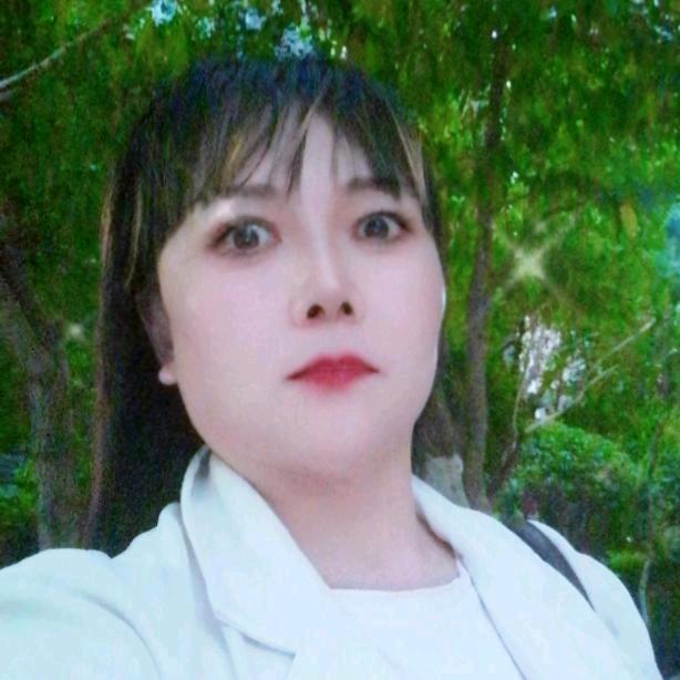 周姐     （灌火腿肠-位置西北街10