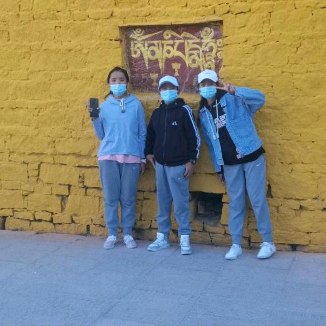 活着不一样的自己