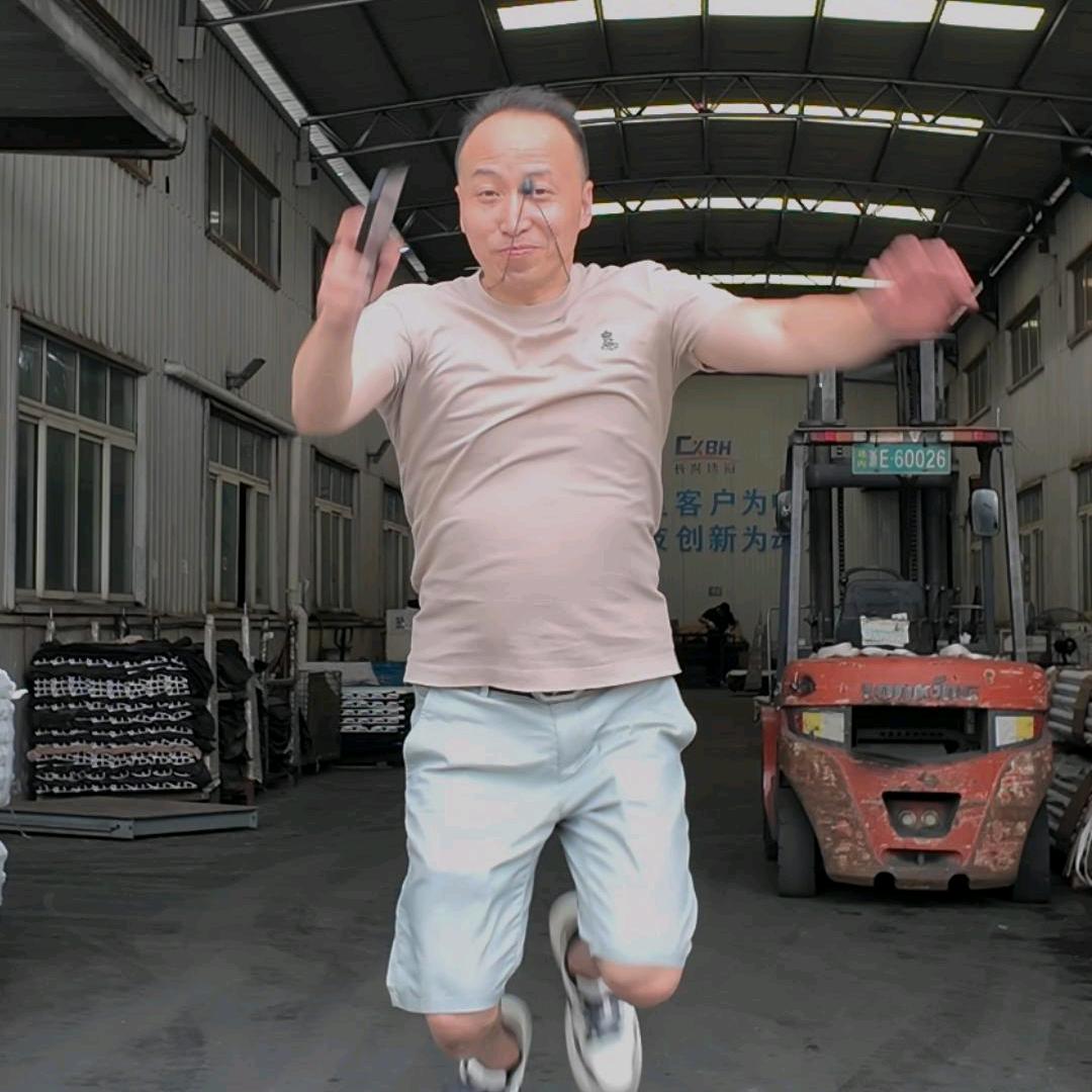 踏板周哥