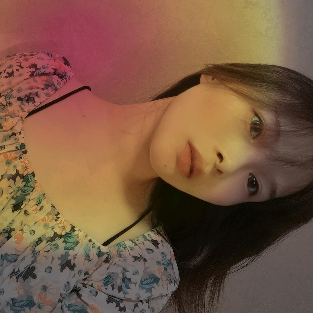 momoko姐姐头像