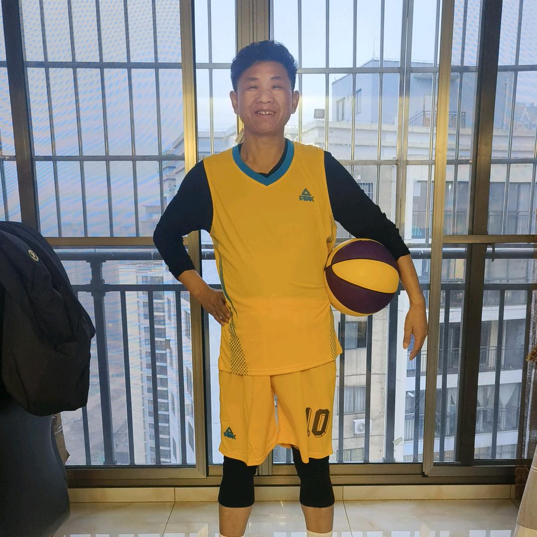 哼哼哼，体育爱好者