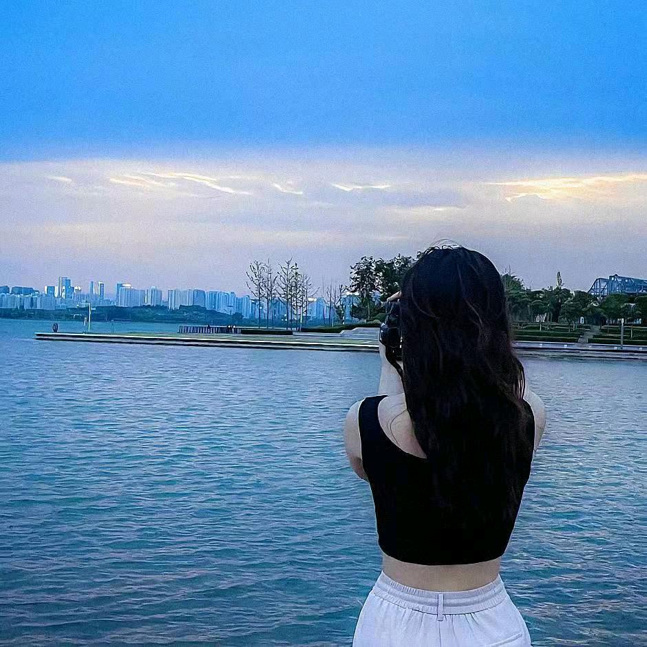 XUXU.