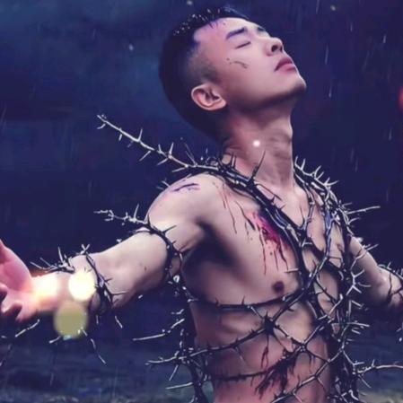 看我独钓寒江雪