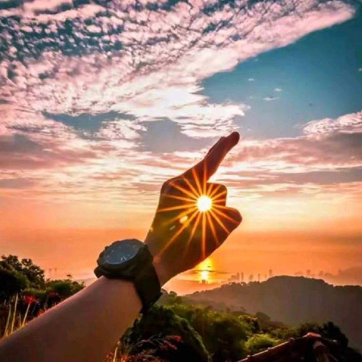 ٩(๑随y风q飞v杨๑)۶