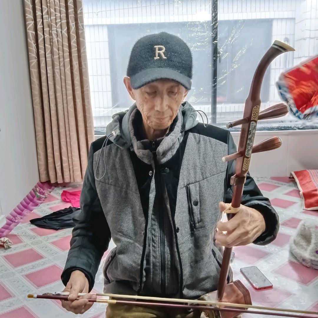 老田热爱音乐