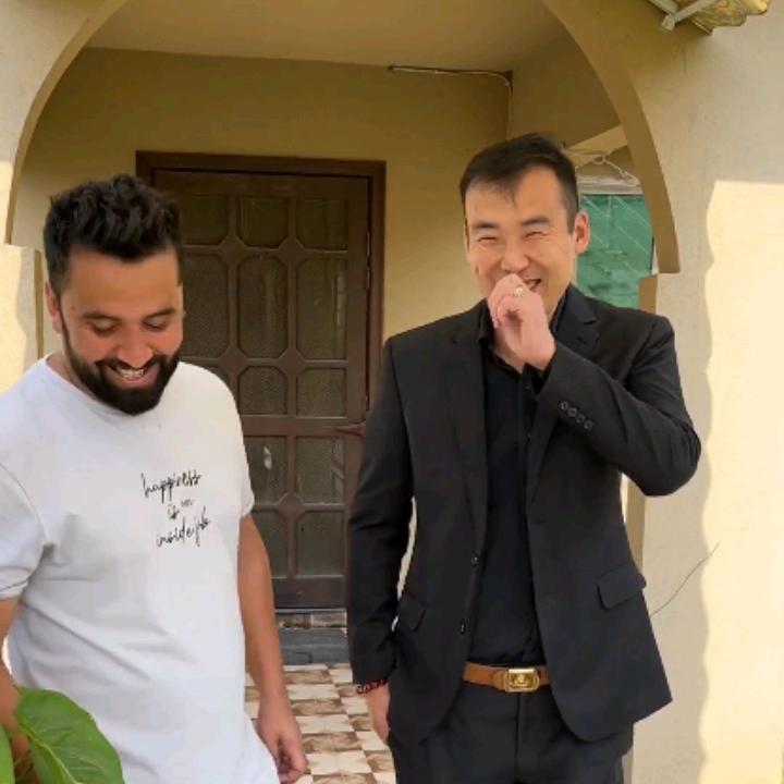 巴铁小飞♛星光村