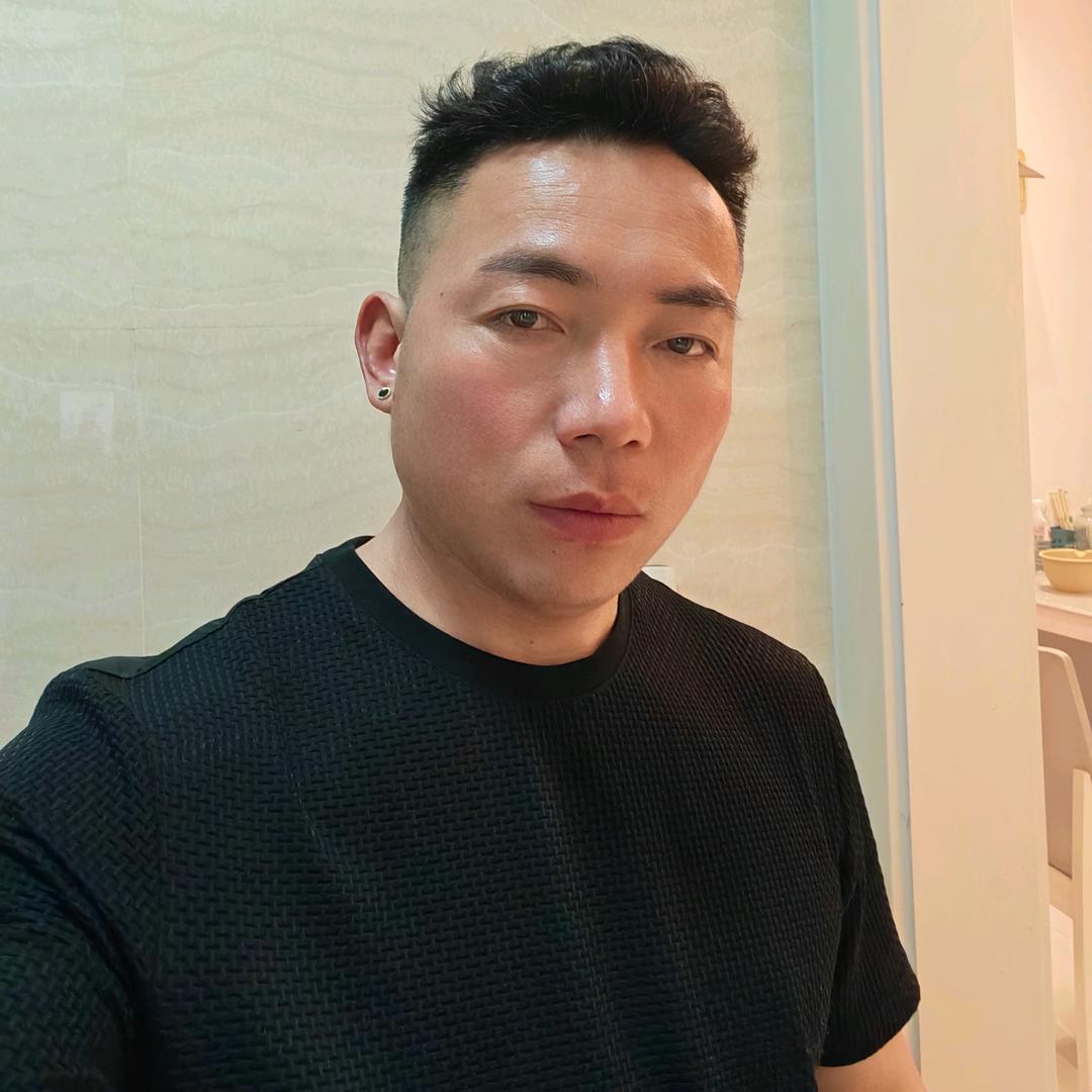 苏苗沈旧衣分拣厂黄石花湖