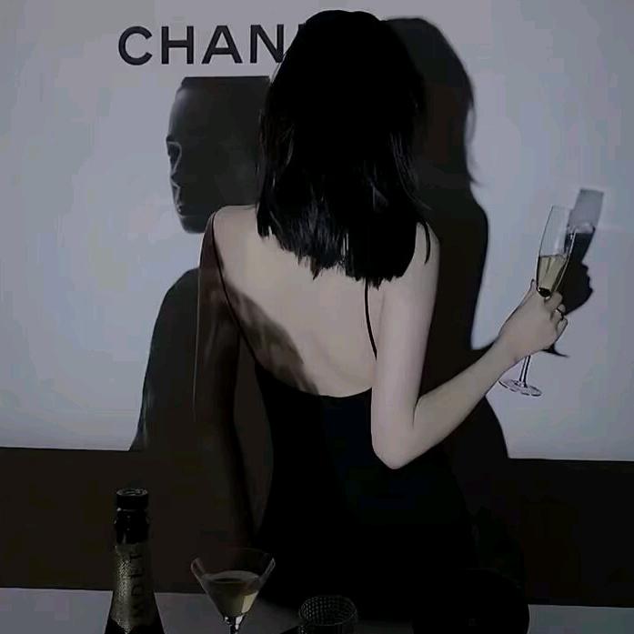 ℳ̶̶̶̶♡̶半颗♥糖🍬ℳᥫᩣ
