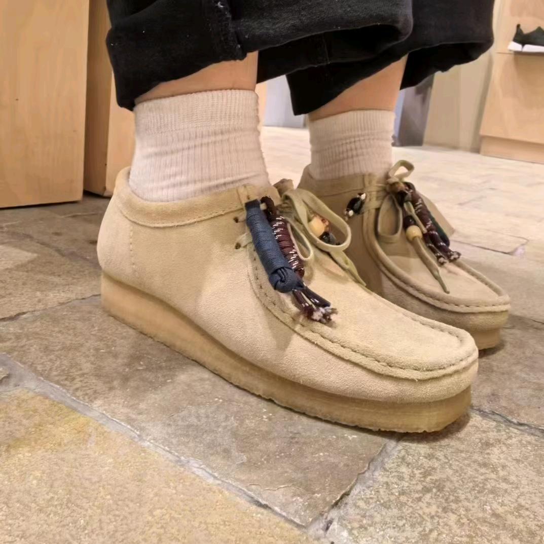 万象城Clarks