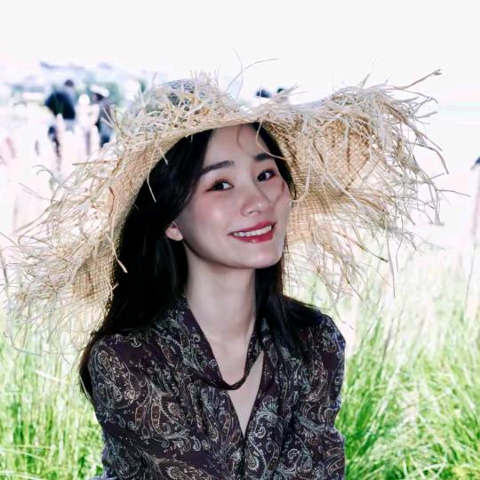 邱莹莹-私服衣橱