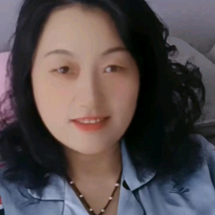 六月