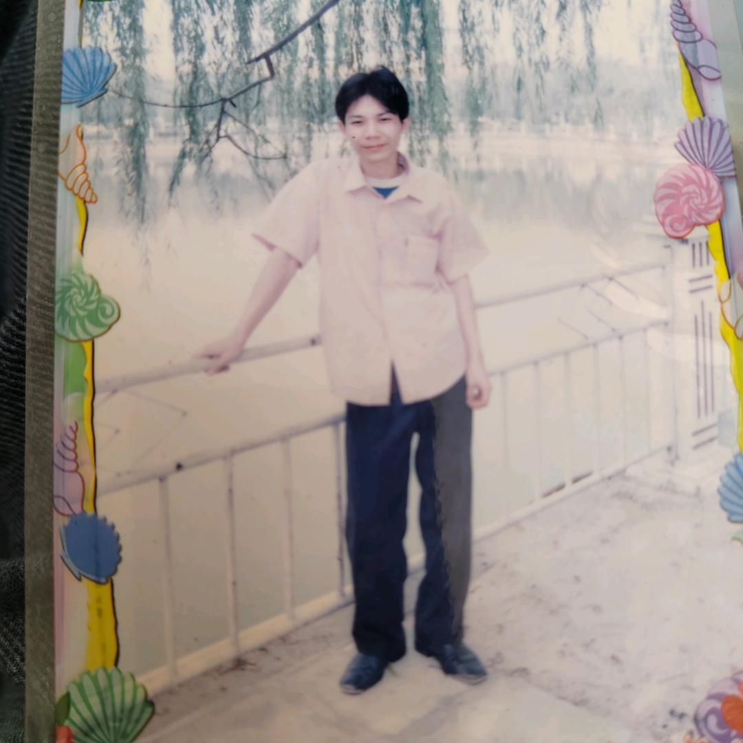 寂寞的心。