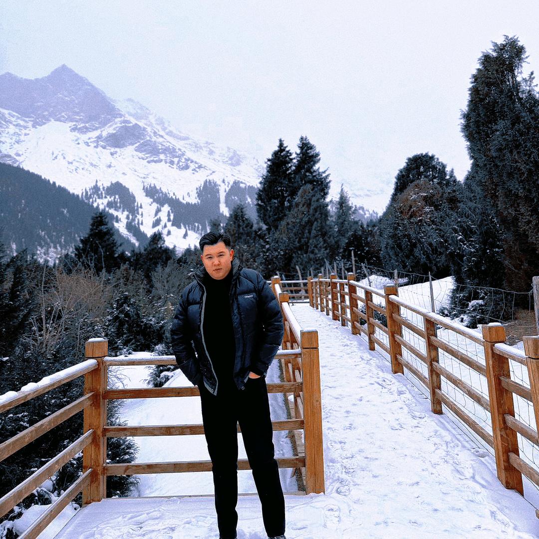 喀什市北湖珑湾{小拉}