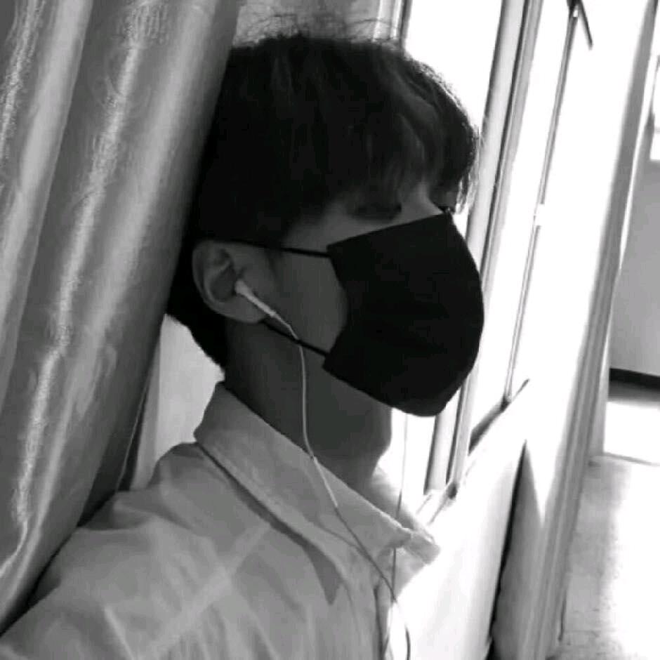 凉栀°