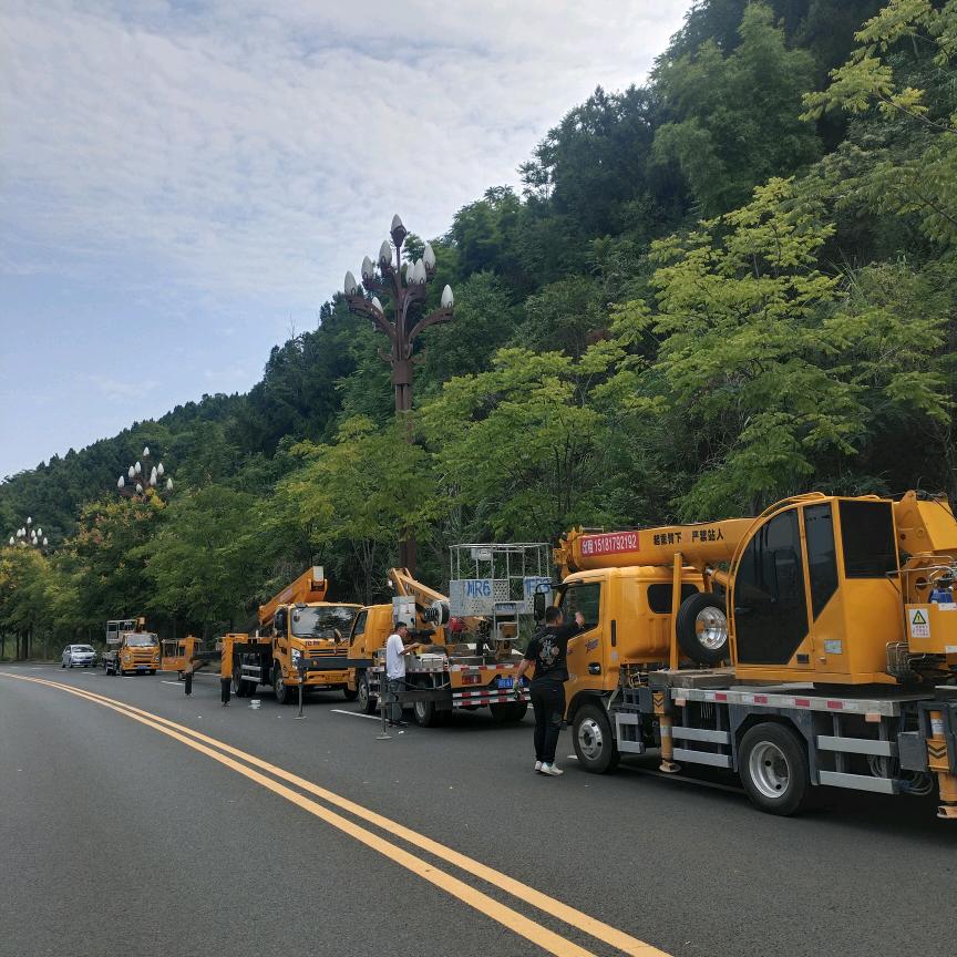 A曹登高空作业车，吊车出租