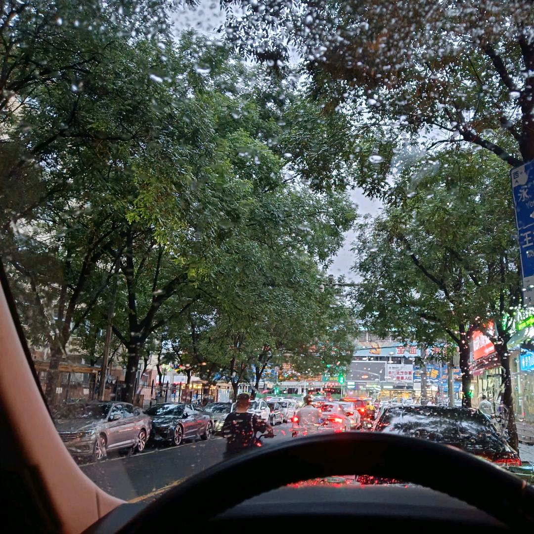 抖音记录美好生活。