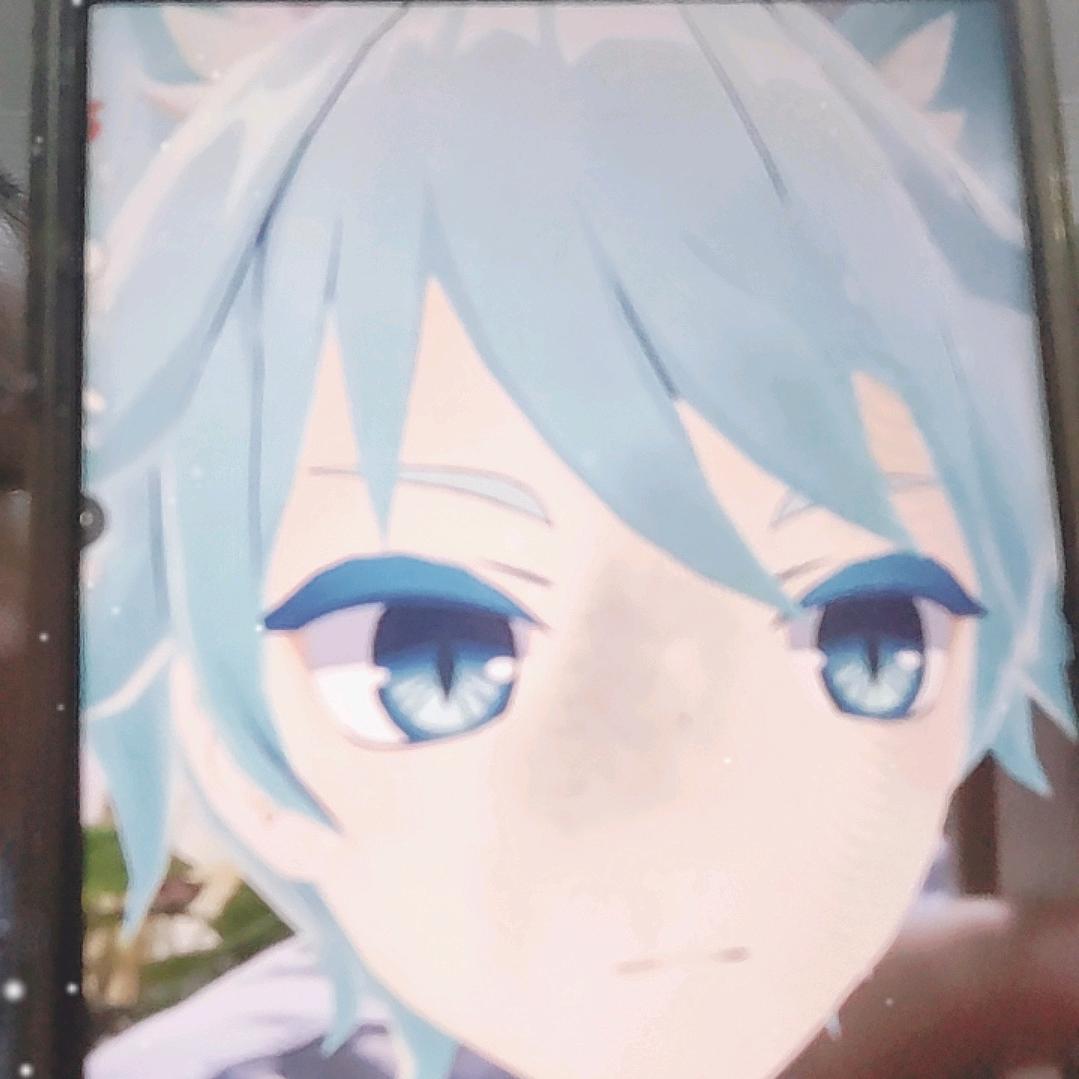 不露脸的牛油果