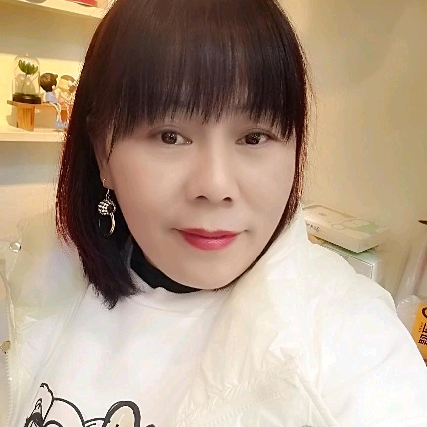 平塘美依服女装张姐