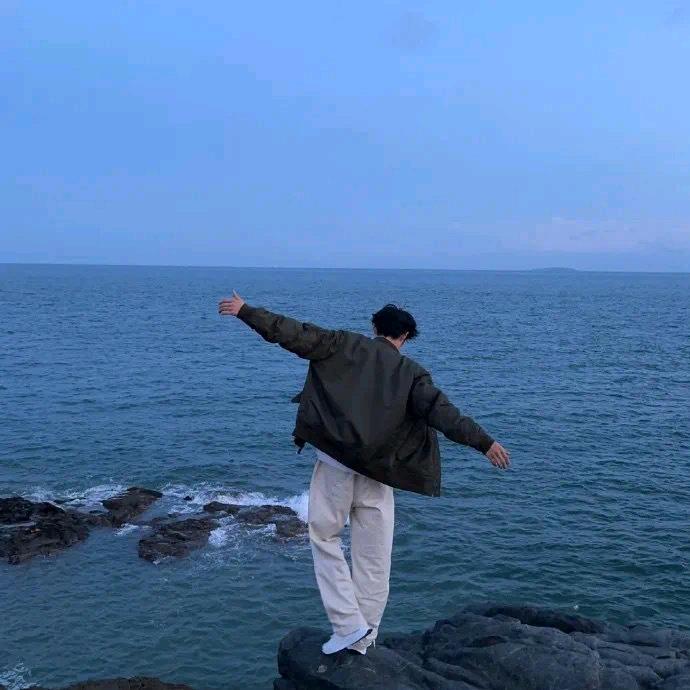 再见来不及回首