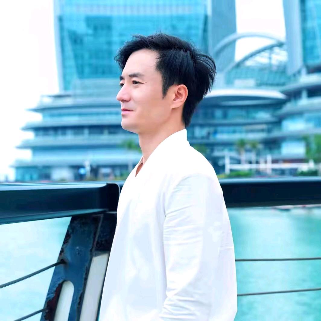 伽伟沉香实景直播间