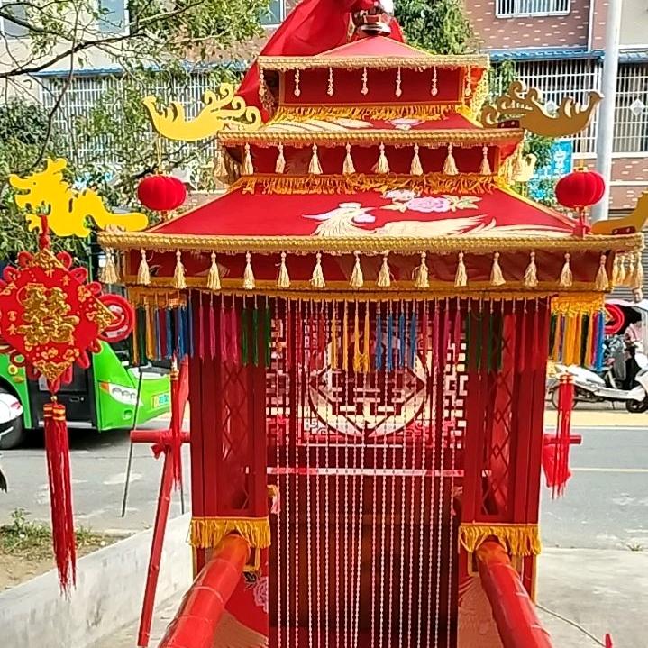 余关镇玉丽花轿锣鼓队