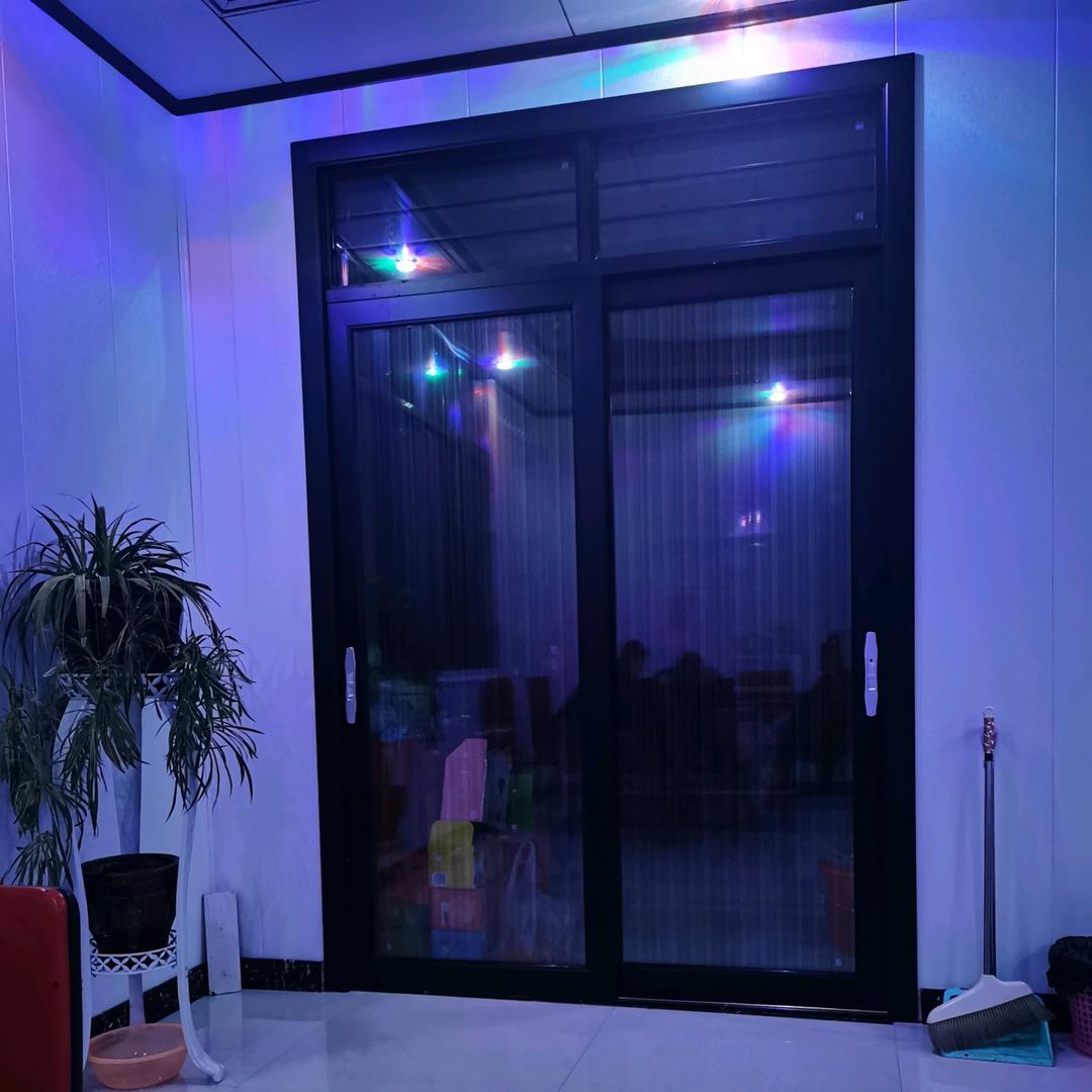 AHX