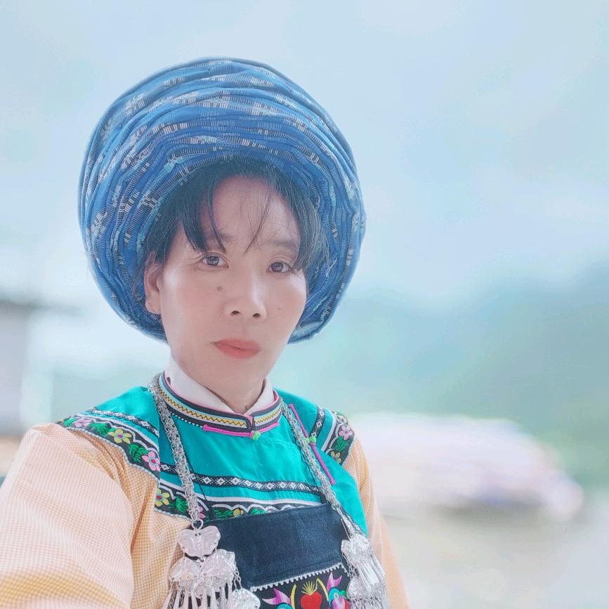 有缘来相会《曾》。