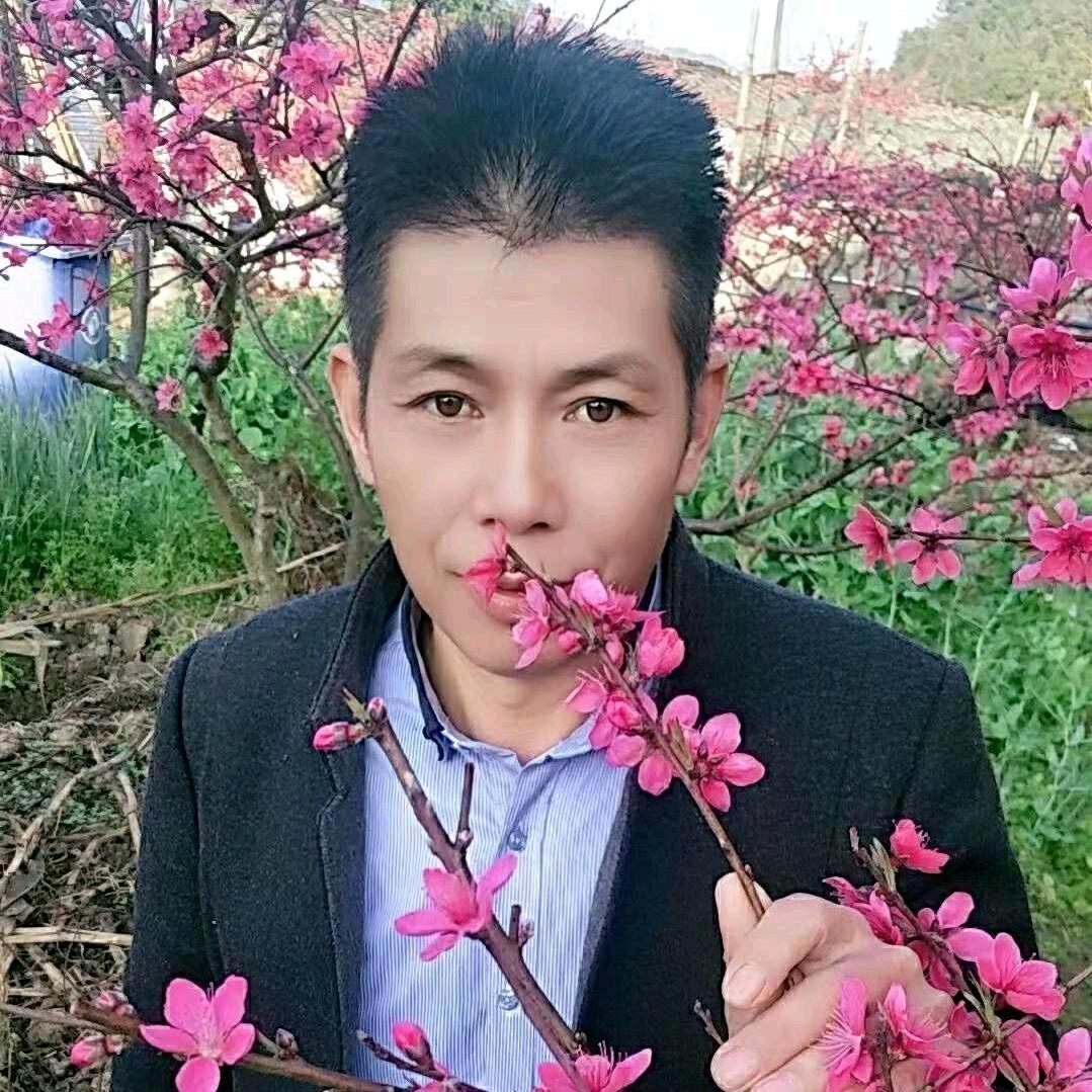 酒落满地